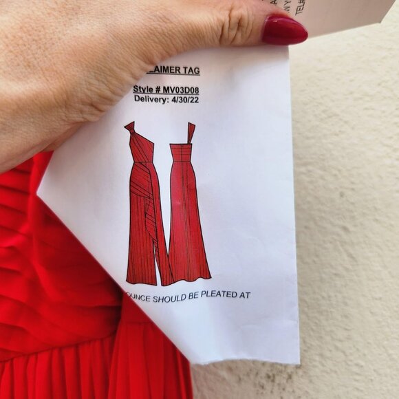 BCBGMaxAzria Red On Shoulder Pleated Gown - Picture 6 of 7